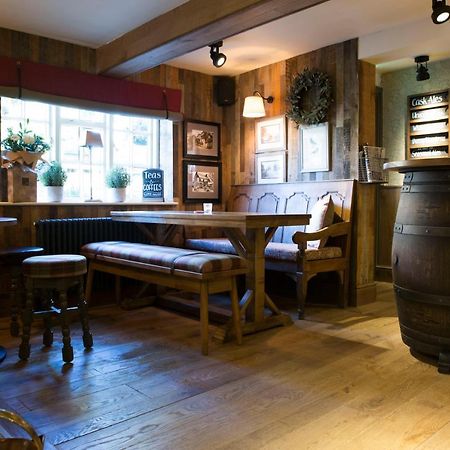 Red Lion Inn Little Budworth Exteriör bild