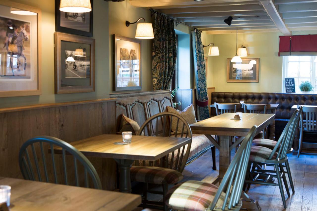 Red Lion Inn Little Budworth Exteriör bild